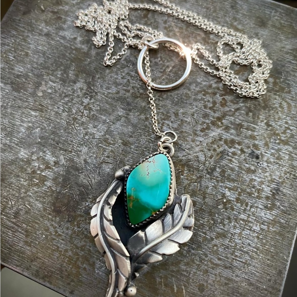Elegant Silver Necklace with Turquoise Accent